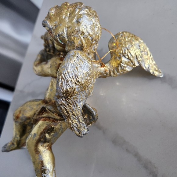 Cherub Statue - Picture 2 of 3